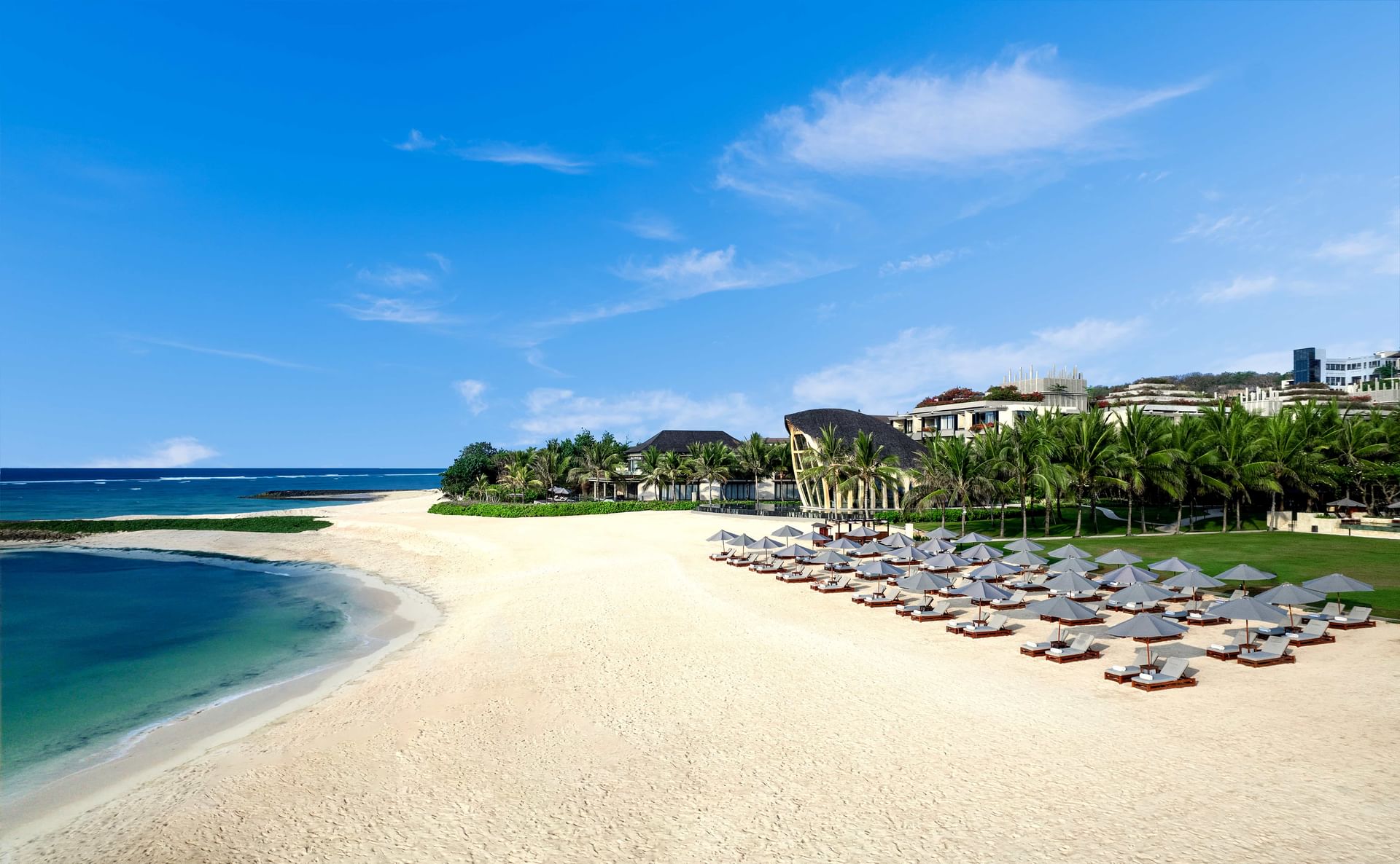 81b78e95cd3b-KIDPS1_Beachfront-View (1).jpg