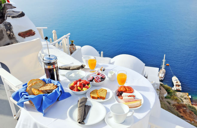 Enjoy a good night’s sleep and wake up to a hearty breakfast.
